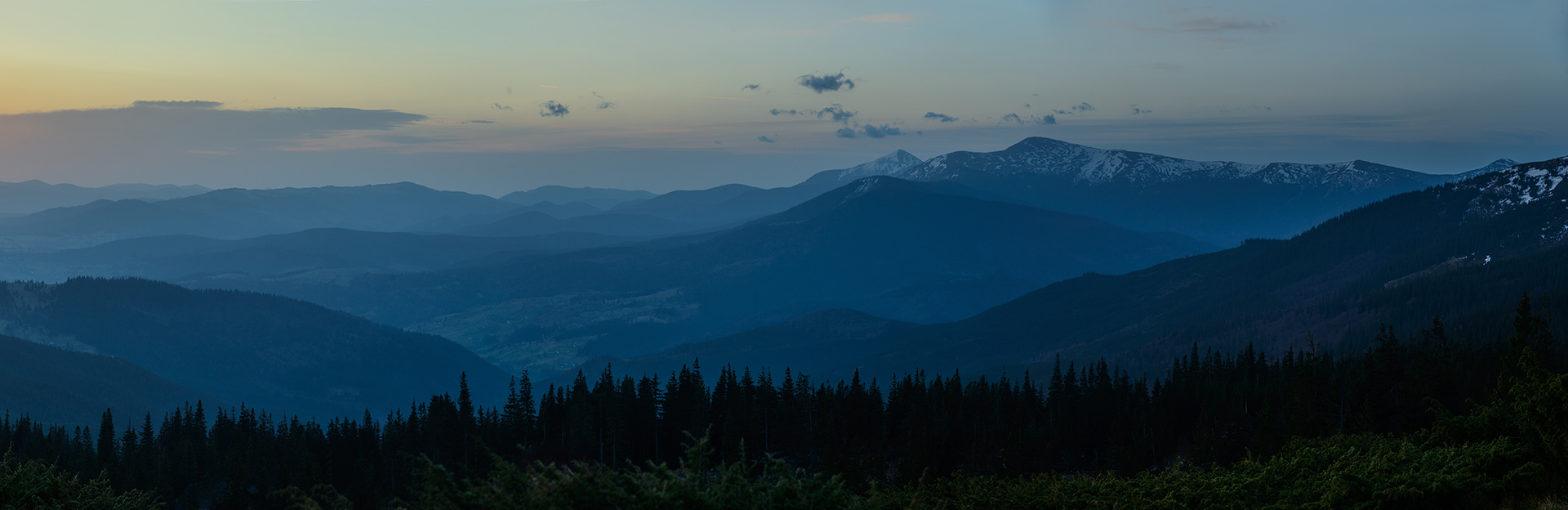 360度VR画像（パノラマ写真）の作り方：一眼レフカメラでの撮影とノーダルポイント